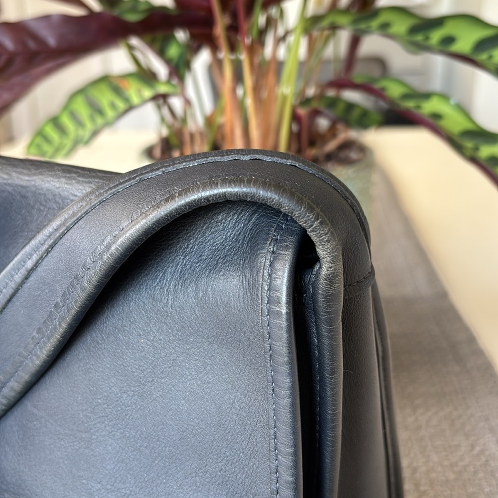 Vintage Coach Shelbourne #9038 in Navy - Picture 7 of 15